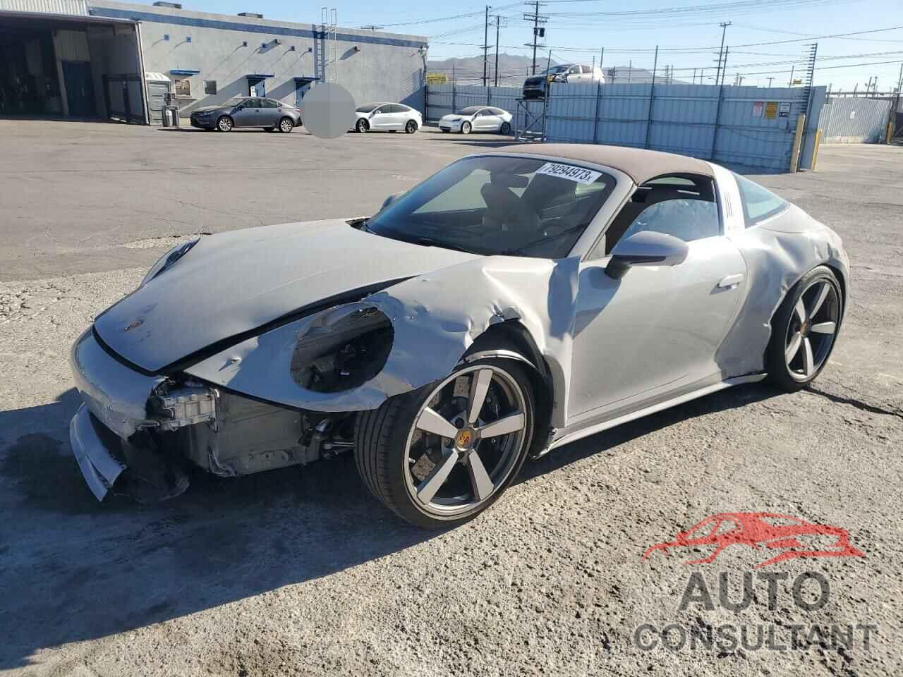 PORSCHE 911 2021 - WP0BB2A98MS235414