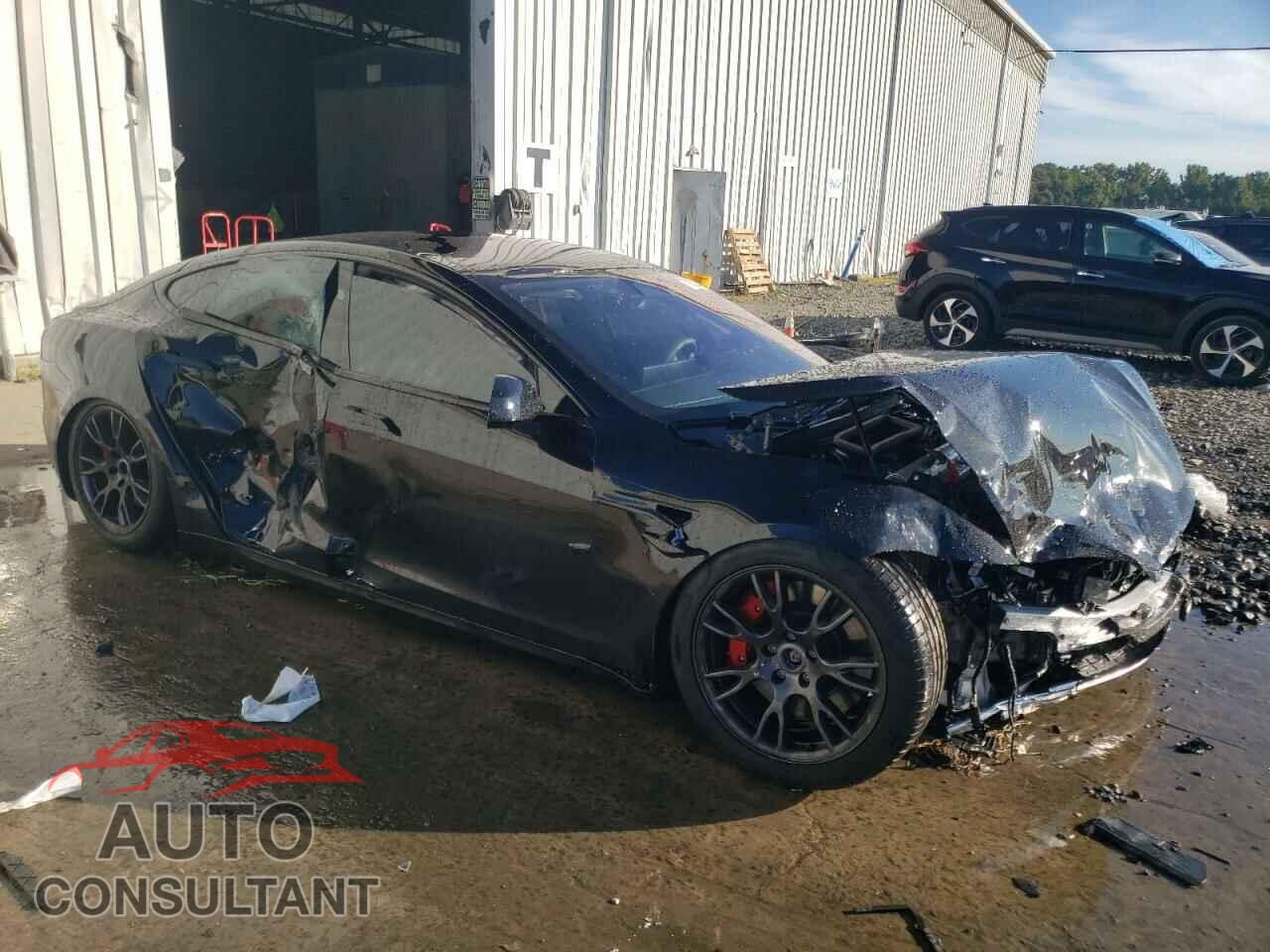 TESLA MODEL S 2023 - 5YJSA1E63PF524294
