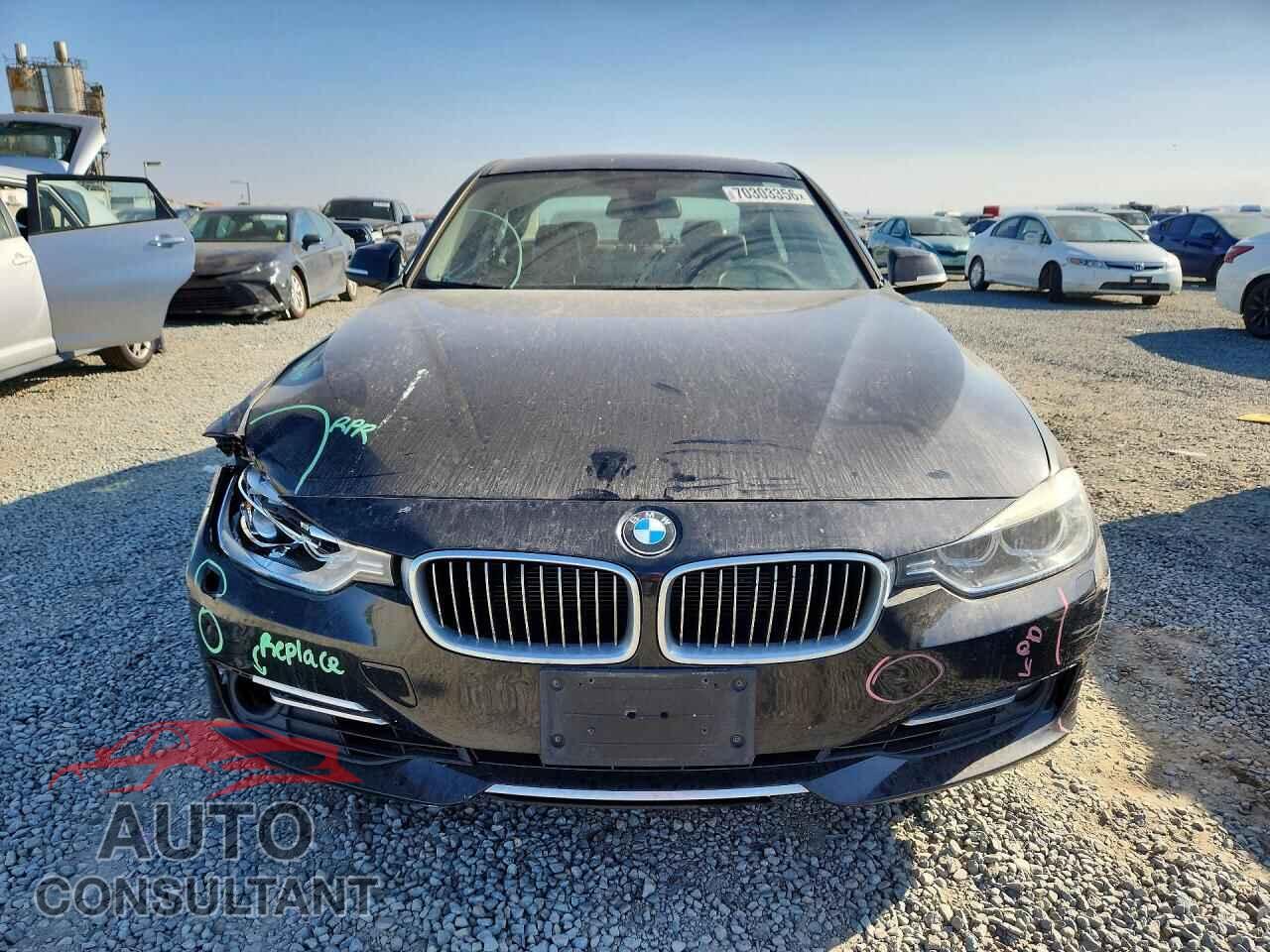 BMW 3 SERIES 2013 - WBA3B3C55DF530724