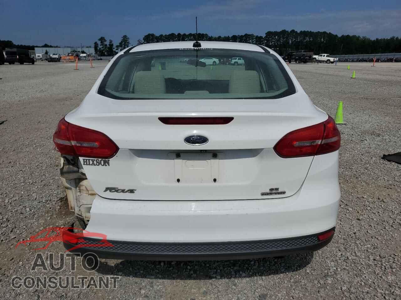 FORD FOCUS 2015 - 1FADP3F27FL247066