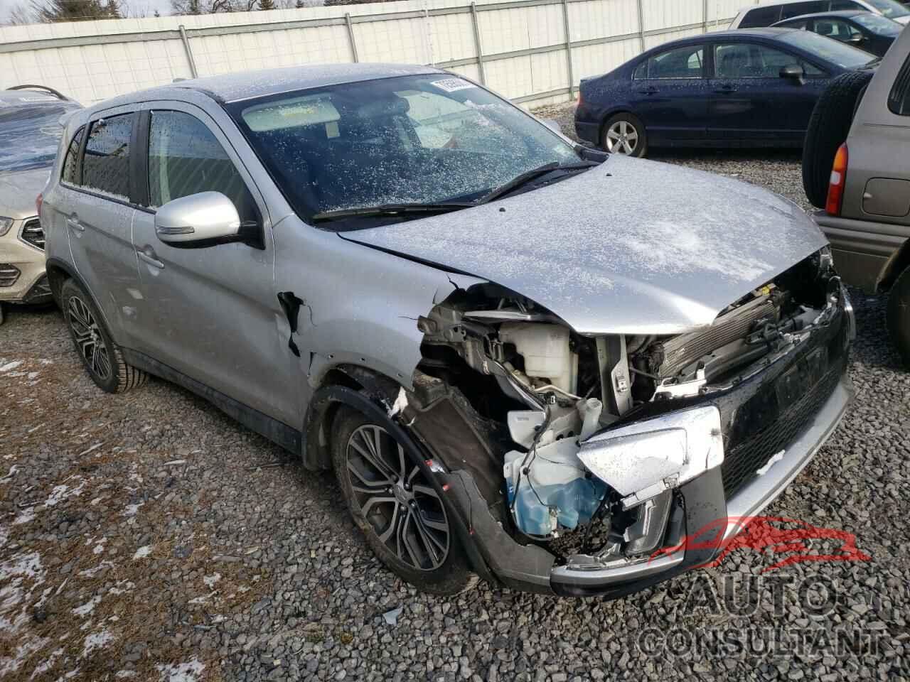 MITSUBISHI OUTLANDER 2019 - JA4AR3AU8KU015638