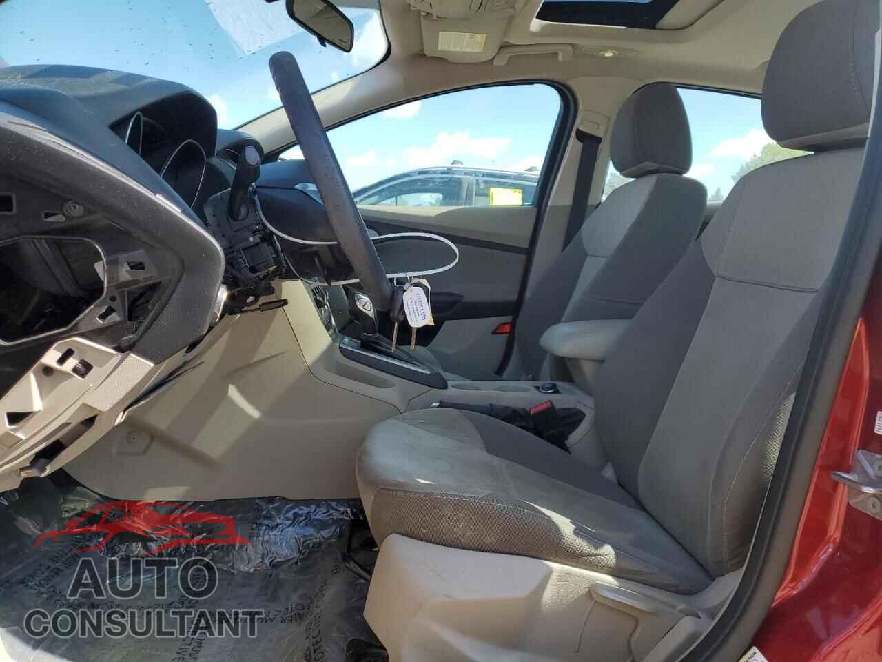 FORD FOCUS 2014 - 1FADP3F27EL367108