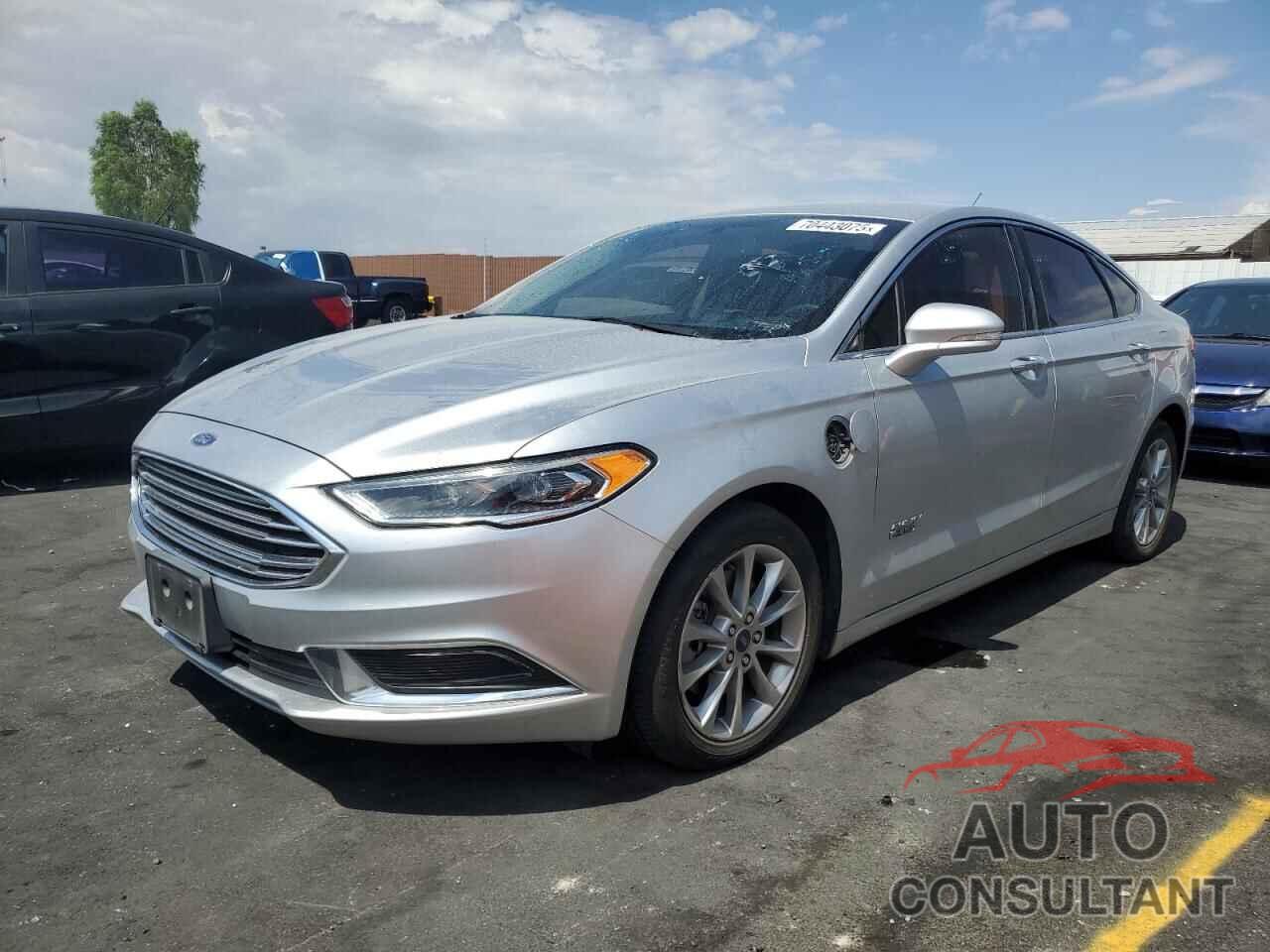 FORD FUSION 2018 - 3FA6P0PU7JR204638