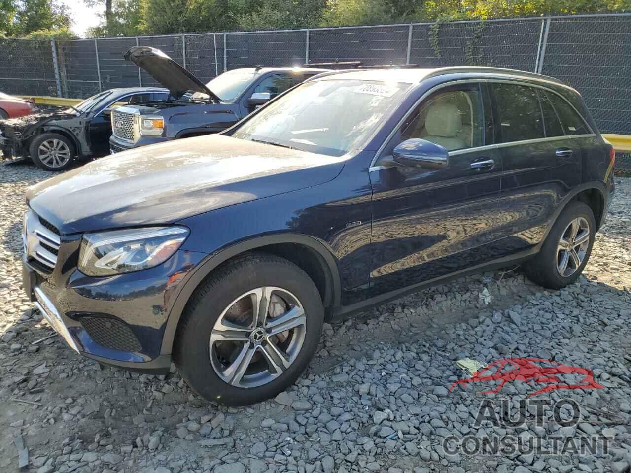 MERCEDES-BENZ GLC-CLASS 2019 - WDC0G5EB2KF498750