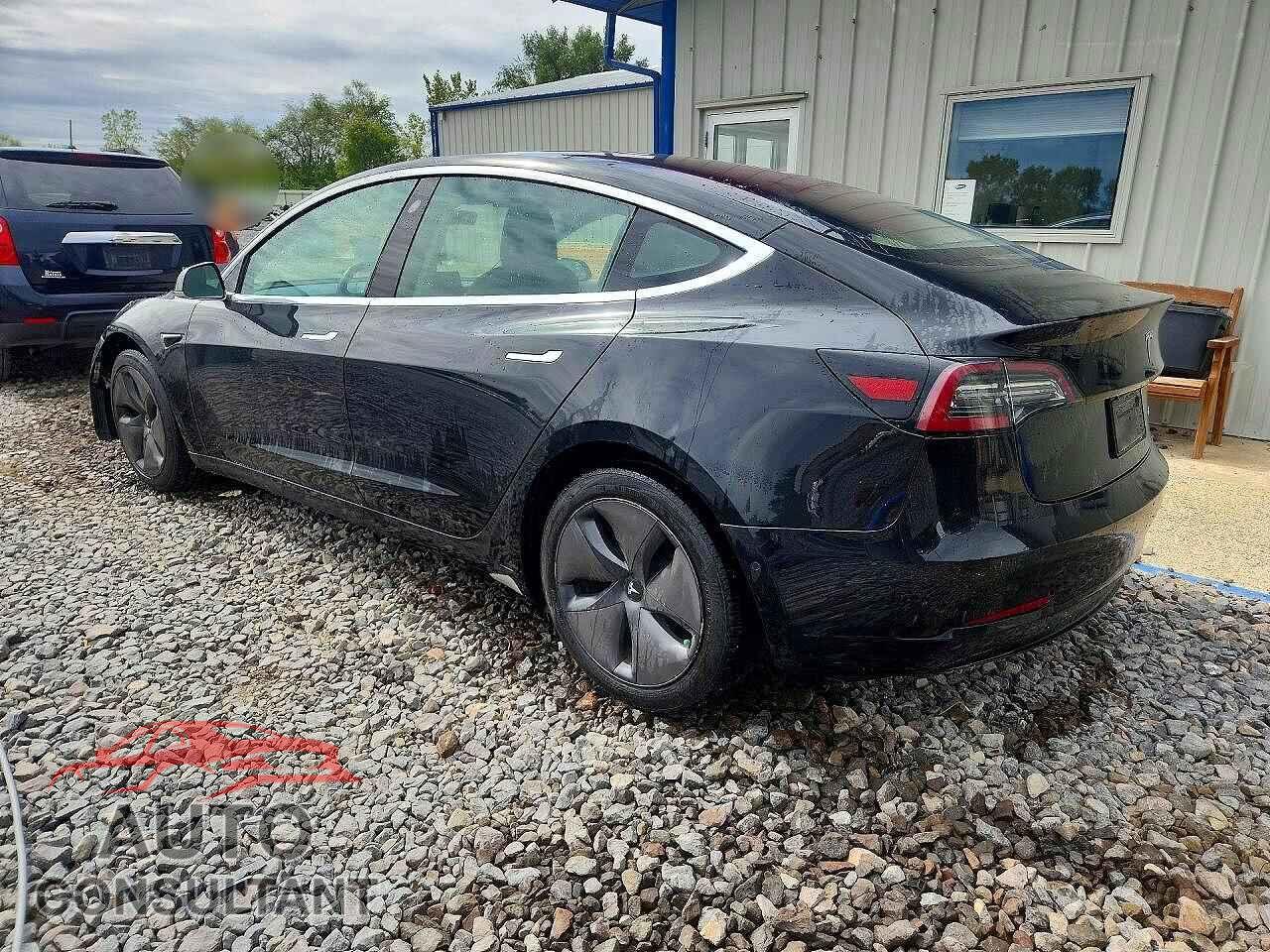 TESLA MODEL 3 2019 - 5YJ3E1EB7KF199065