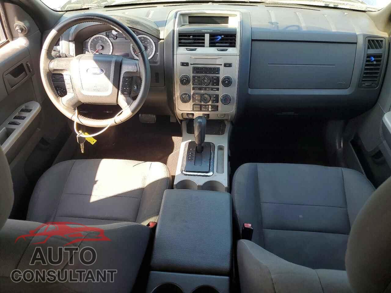 FORD ESCAPE 2010 - 1FMCU0D76AKD28310