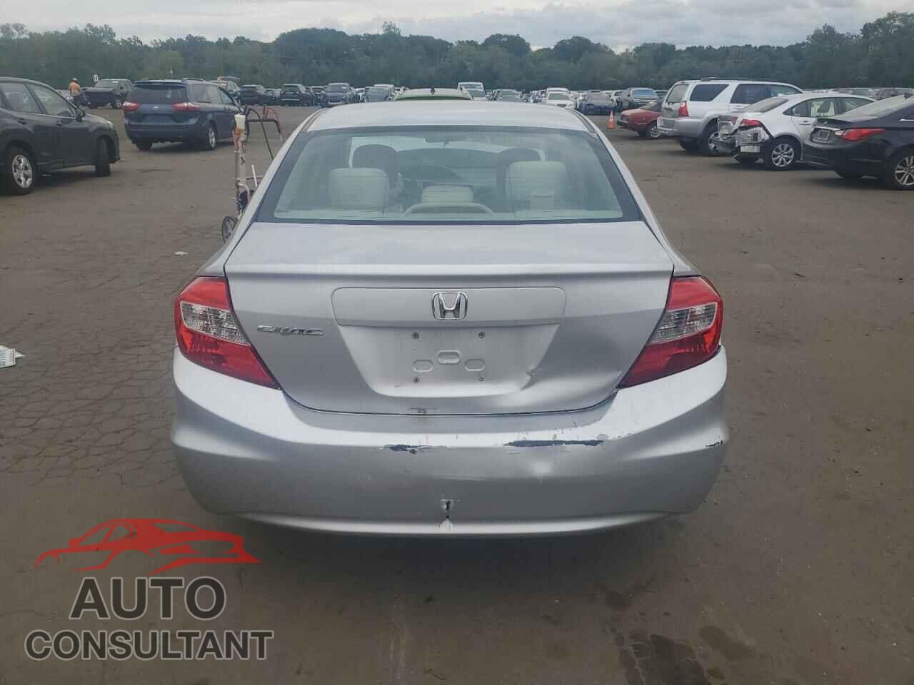 HONDA CIVIC 2012 - 19XFB2F59CE095656