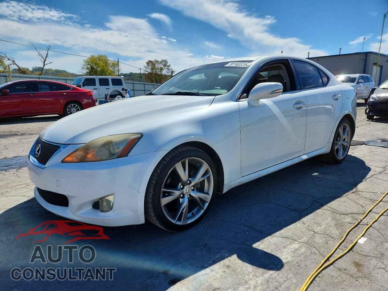LEXUS IS 2010 - JTHBF5C23A5110321