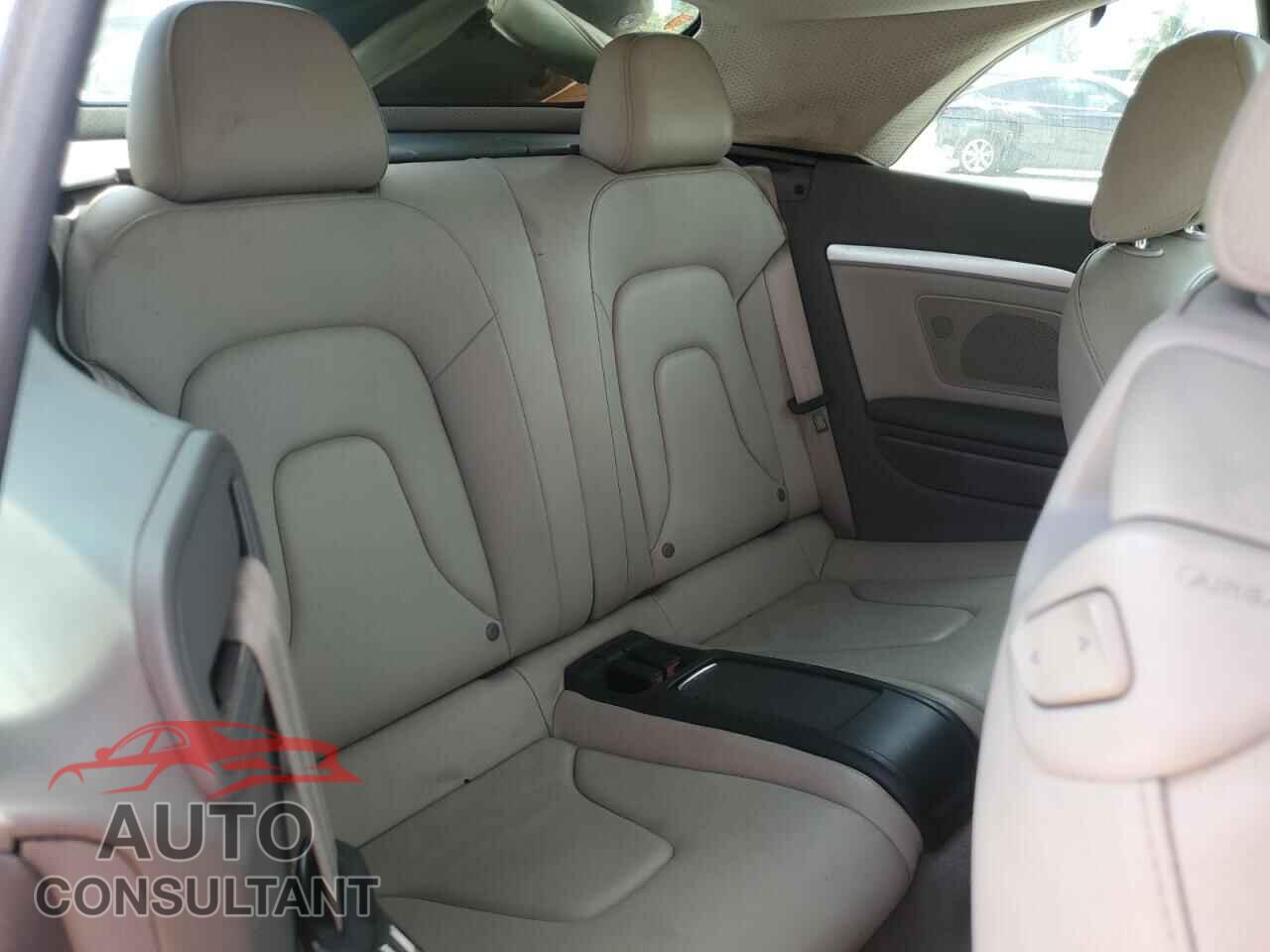 AUDI A5 2011 - WAUCFAFH6BN007973