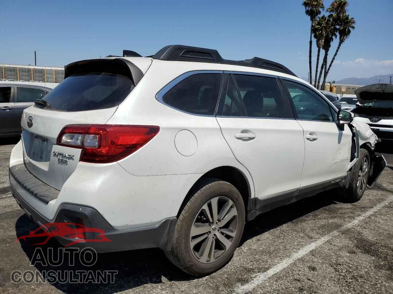 SUBARU OUTBACK 2019 - 4S4BSENC2K3288474