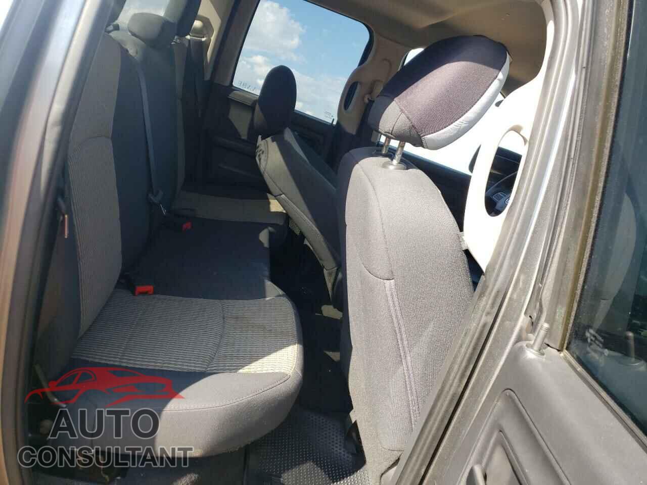 DODGE RAM 1500 2012 - 1C6RD7FT7CS284751