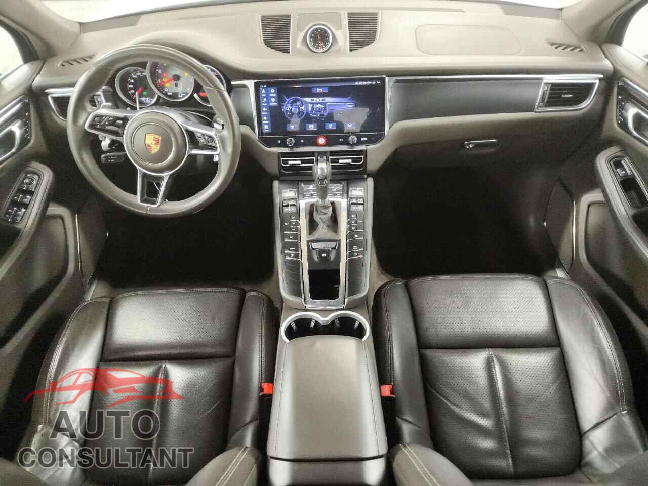 PORSCHE MACAN 2015 - WP1AB2A56FLB50916