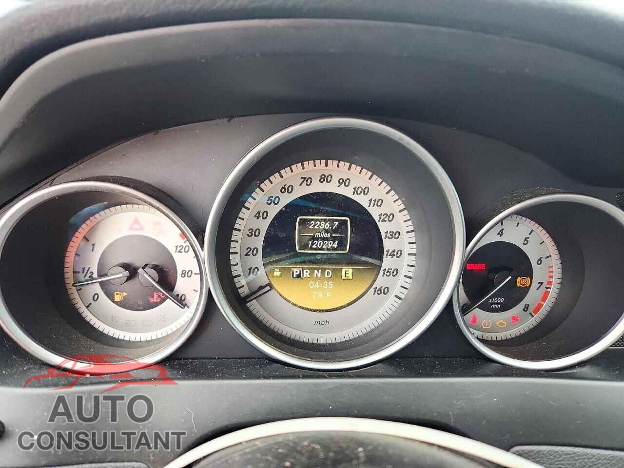 MERCEDES-BENZ C-CLASS 2012 - WDDGF4HB3CA653680