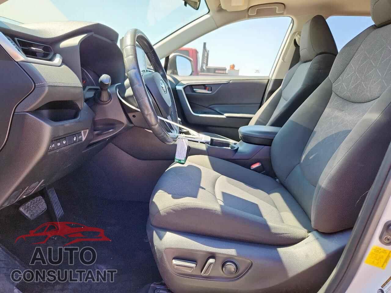 TOYOTA RAV4 2020 - JTMP1RFV0LD529867