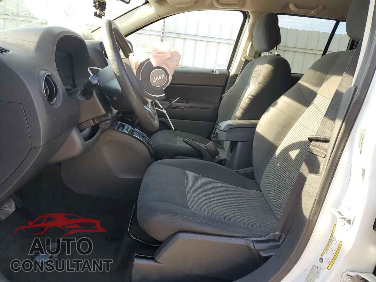 JEEP COMPASS 2017 - 1C4NJCBAXHD124064