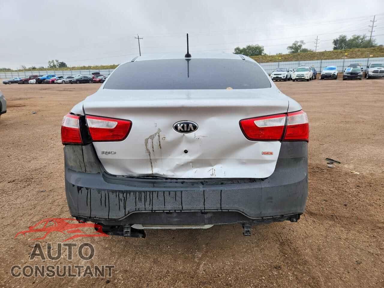 KIA RIO 2014 - KNADM4A34E6399101