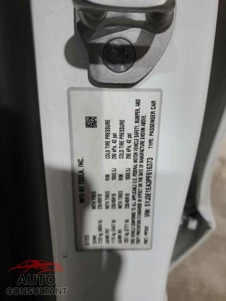 TESLA MODEL 3 2023 - 5YJ3E1EA3PF616373