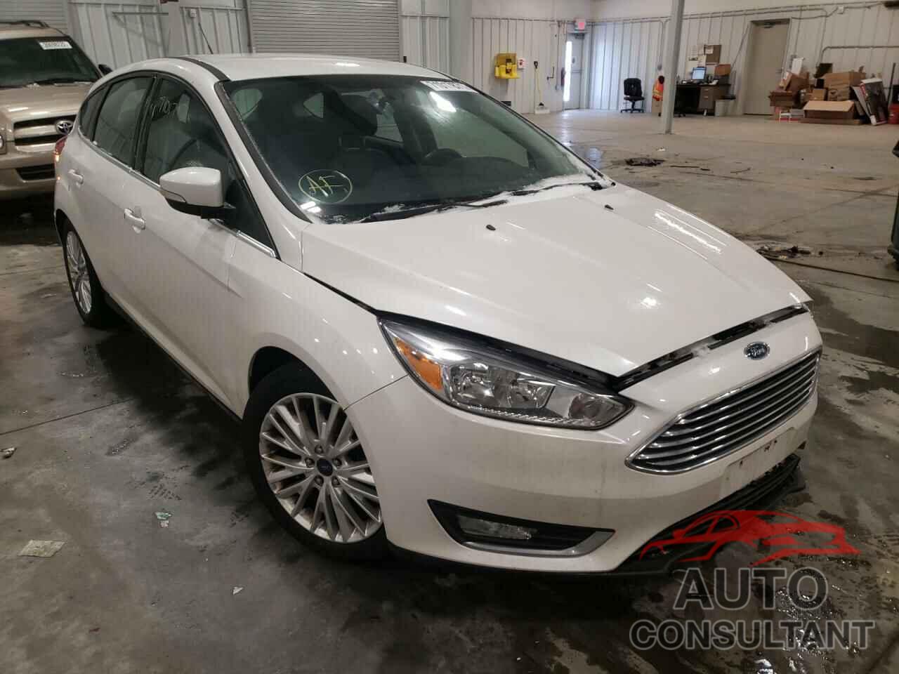 FORD FOCUS 2016 - 1FADP3N25GL224517