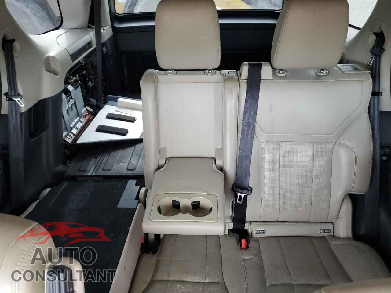 LAND ROVER DISCOVERY 2017 - SALRRBBVXHA046046