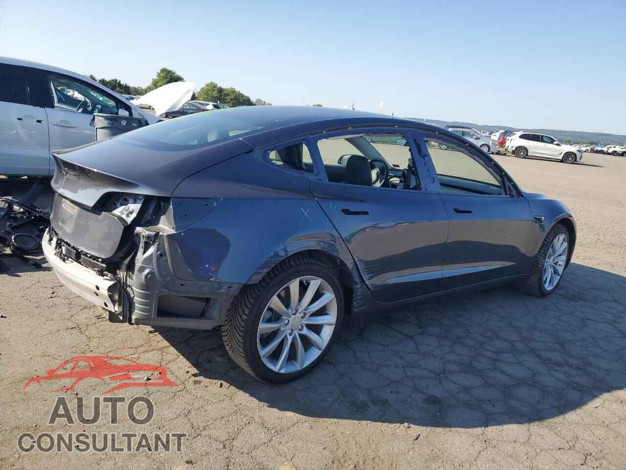 TESLA MODEL 3 2020 - 5YJ3E1EA6LF661110