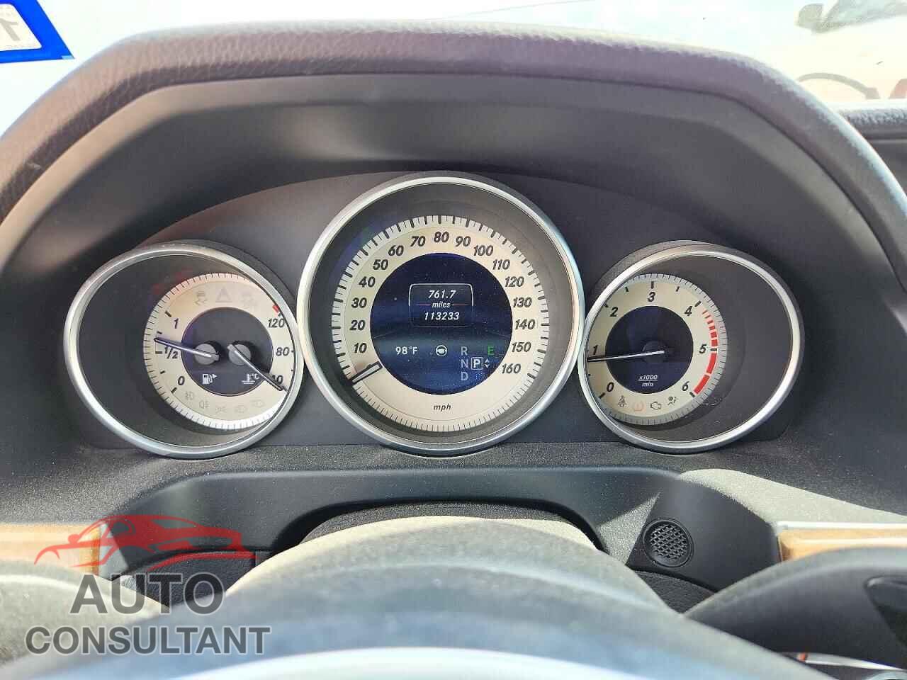 MERCEDES-BENZ E-CLASS 2015 - WDDHF0EB0FB093133