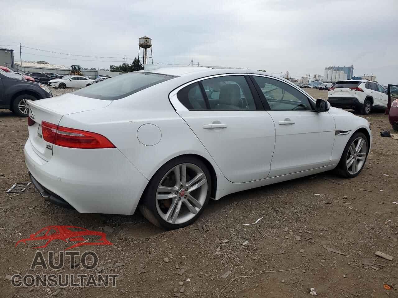 JAGUAR XE 2017 - SAJAJ4BV2HA972790