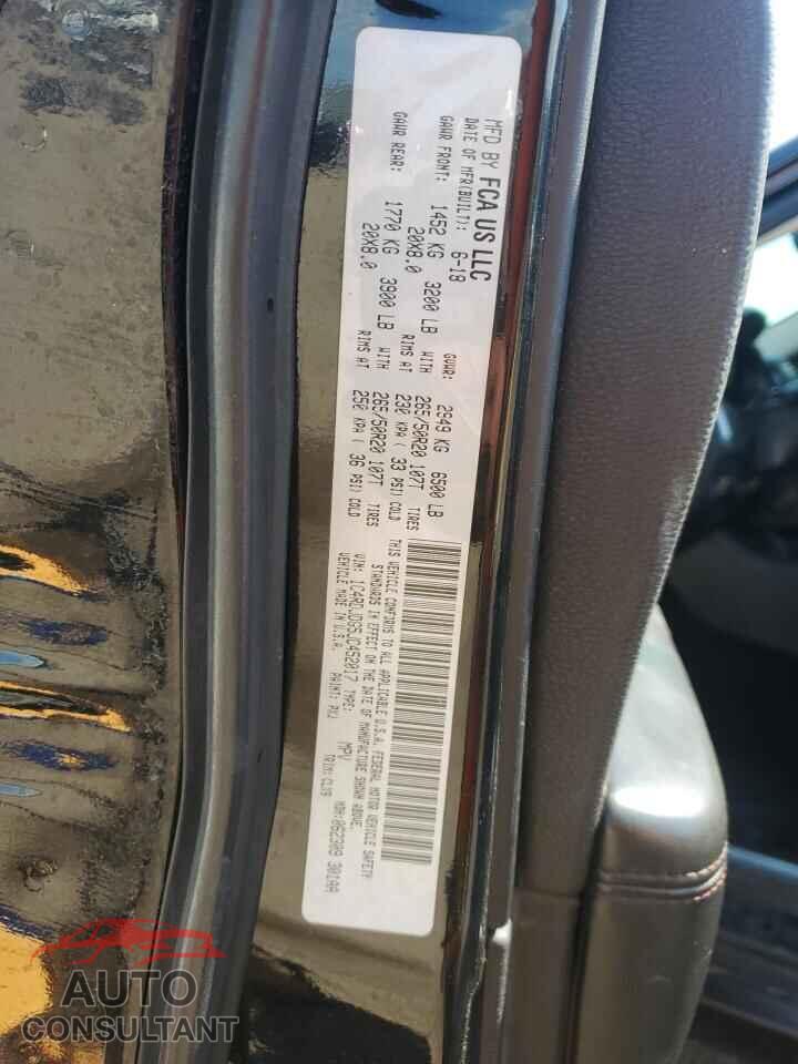 DODGE DURANGO 2018 - 1C4RDJDG5JC452017