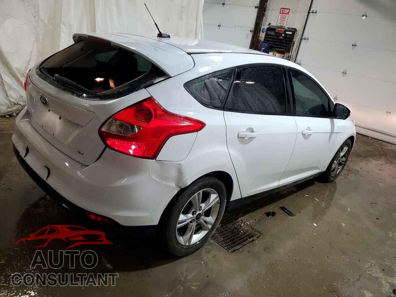 FORD FOCUS 2014 - 1FADP3K21EL325345