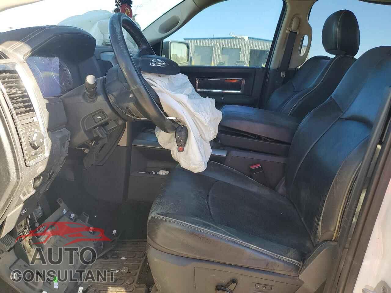 DODGE RAM 1500 2012 - 1C6RD7PT5CS303067