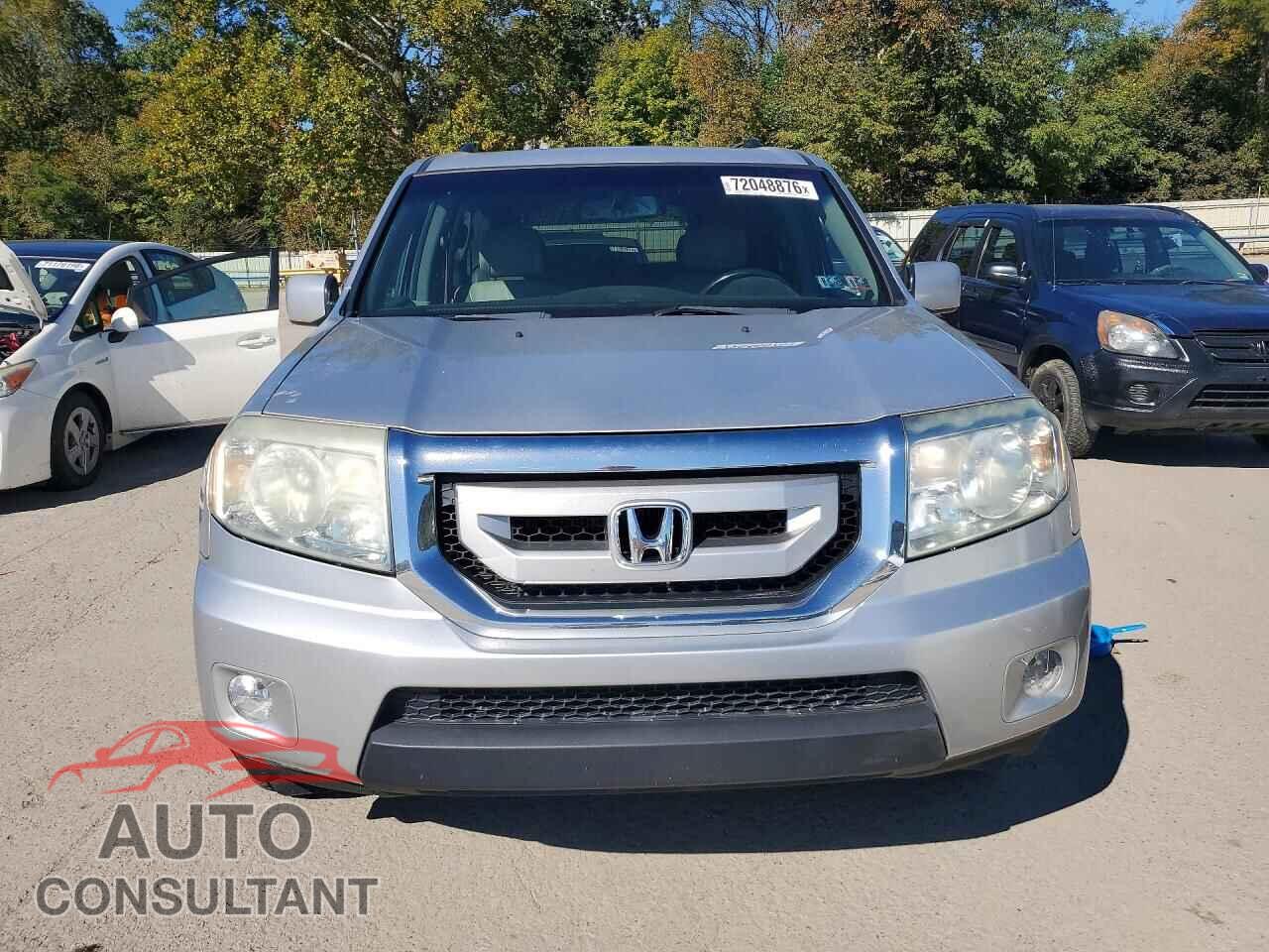 HONDA PILOT 2011 - 5FNYF4H69BB092845