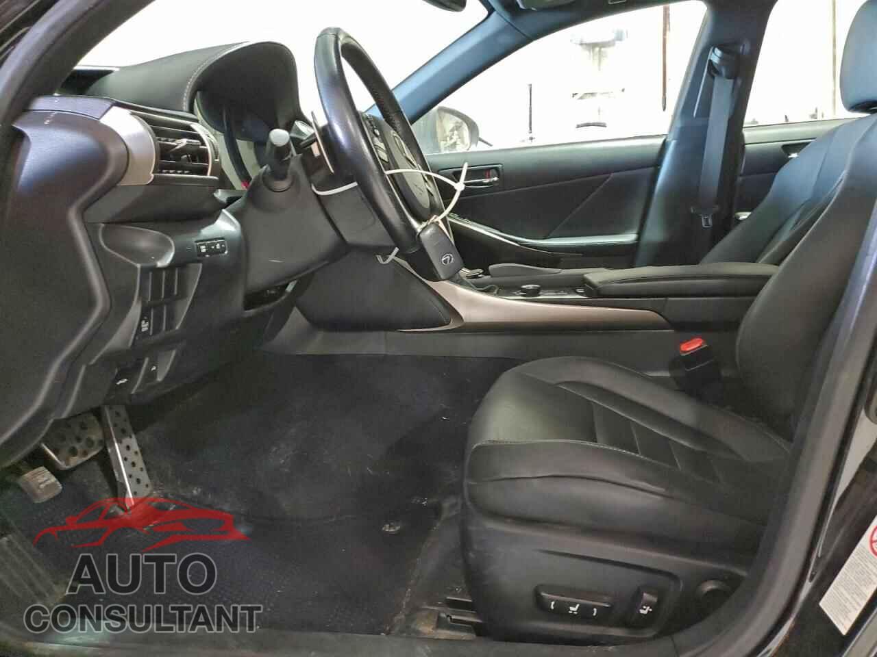 LEXUS IS 2014 - JTHCF1D26E5013454