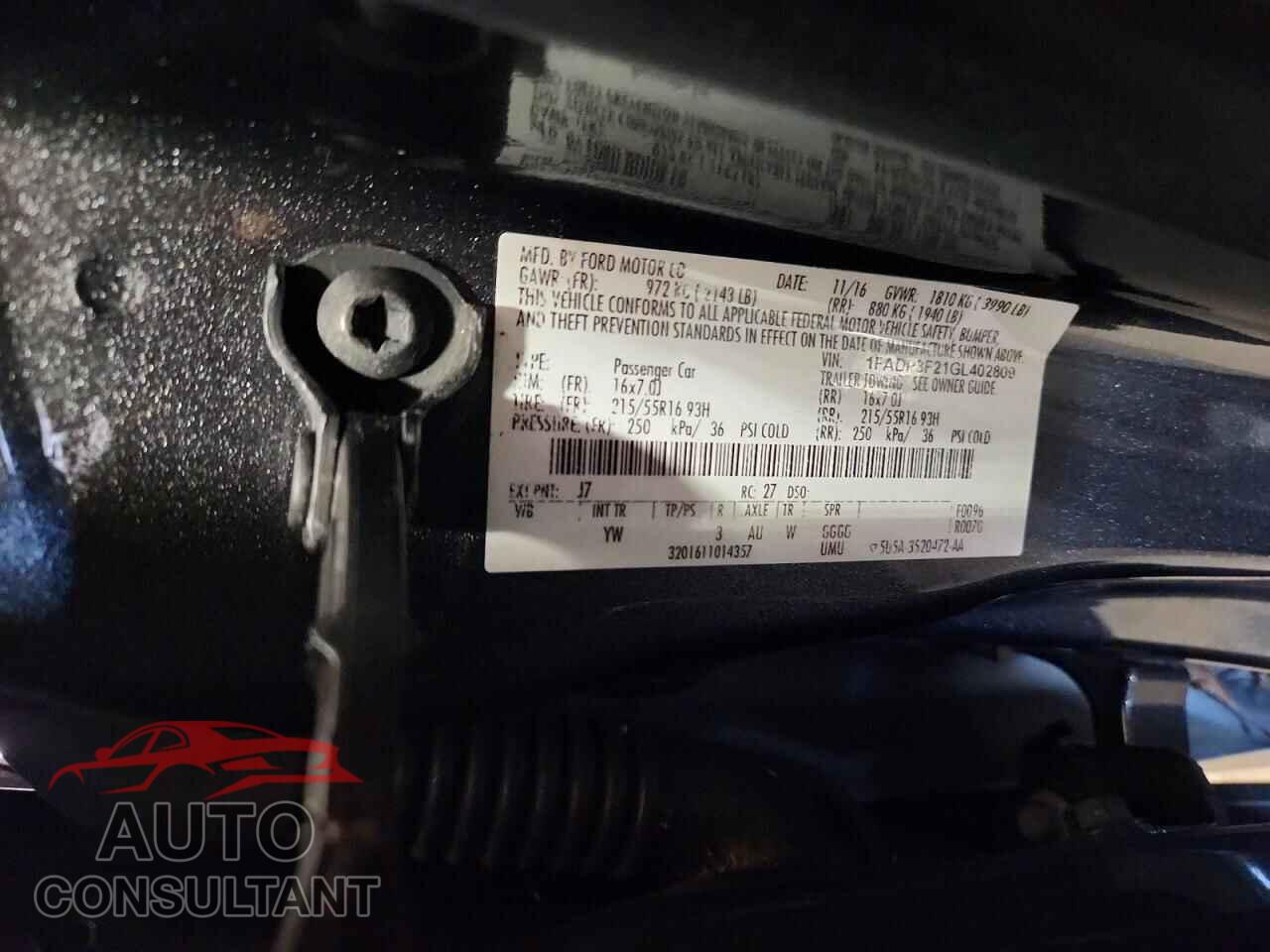 FORD FOCUS 2016 - 1FADP3F21GL402809