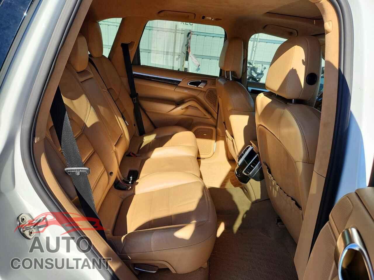 PORSCHE CAYENNE 2012 - WP1AC2A27CLA84701