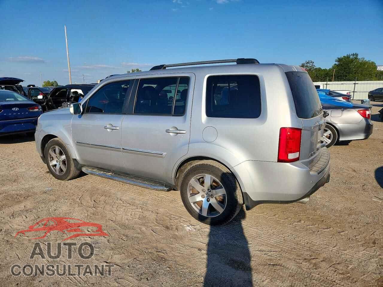HONDA PILOT 2015 - 5FNYF3H98FB028774