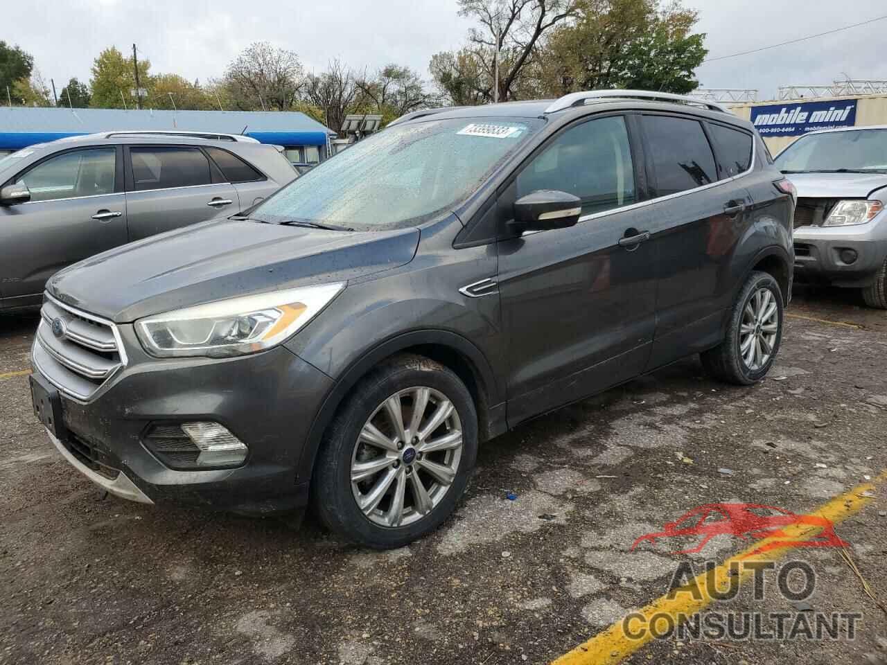 FORD ESCAPE 2017 - 1FMCU0J92HUE23631