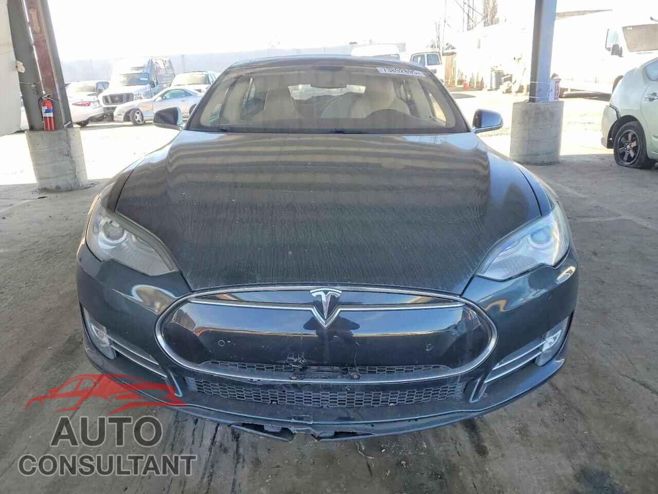 TESLA MODEL S 2014 - 5YJSA1H10EFP45753