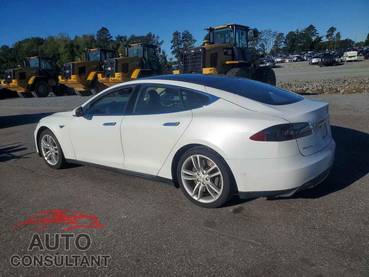TESLA MODEL S 2014 - 5YJSA1H10EFP65551