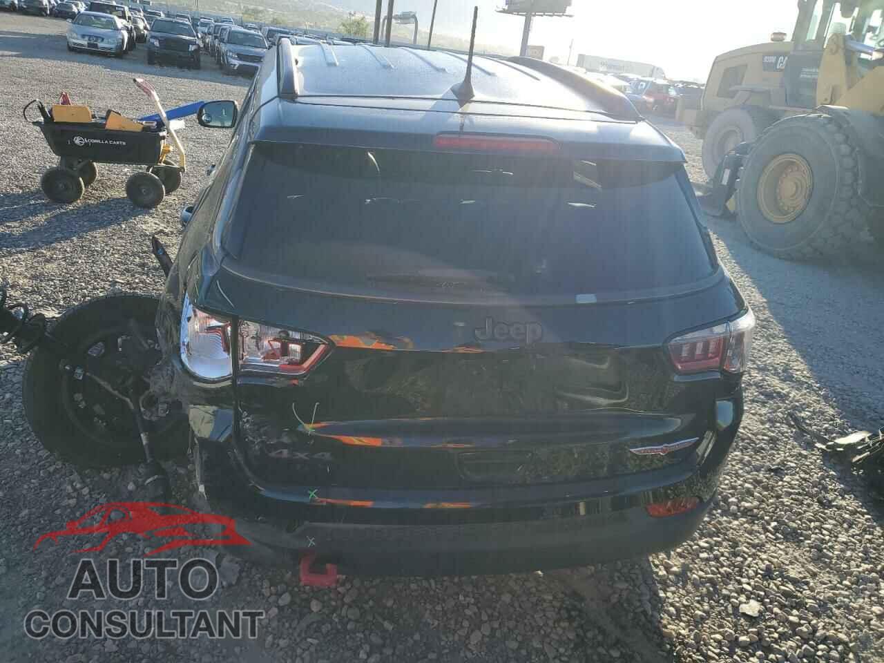 JEEP COMPASS 2017 - 3C4NJDDB6HT633526