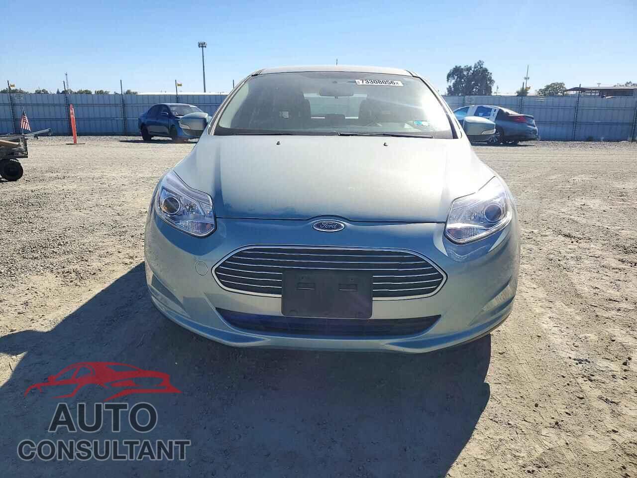 FORD FOCUS 2013 - 1FADP3R45DL222564
