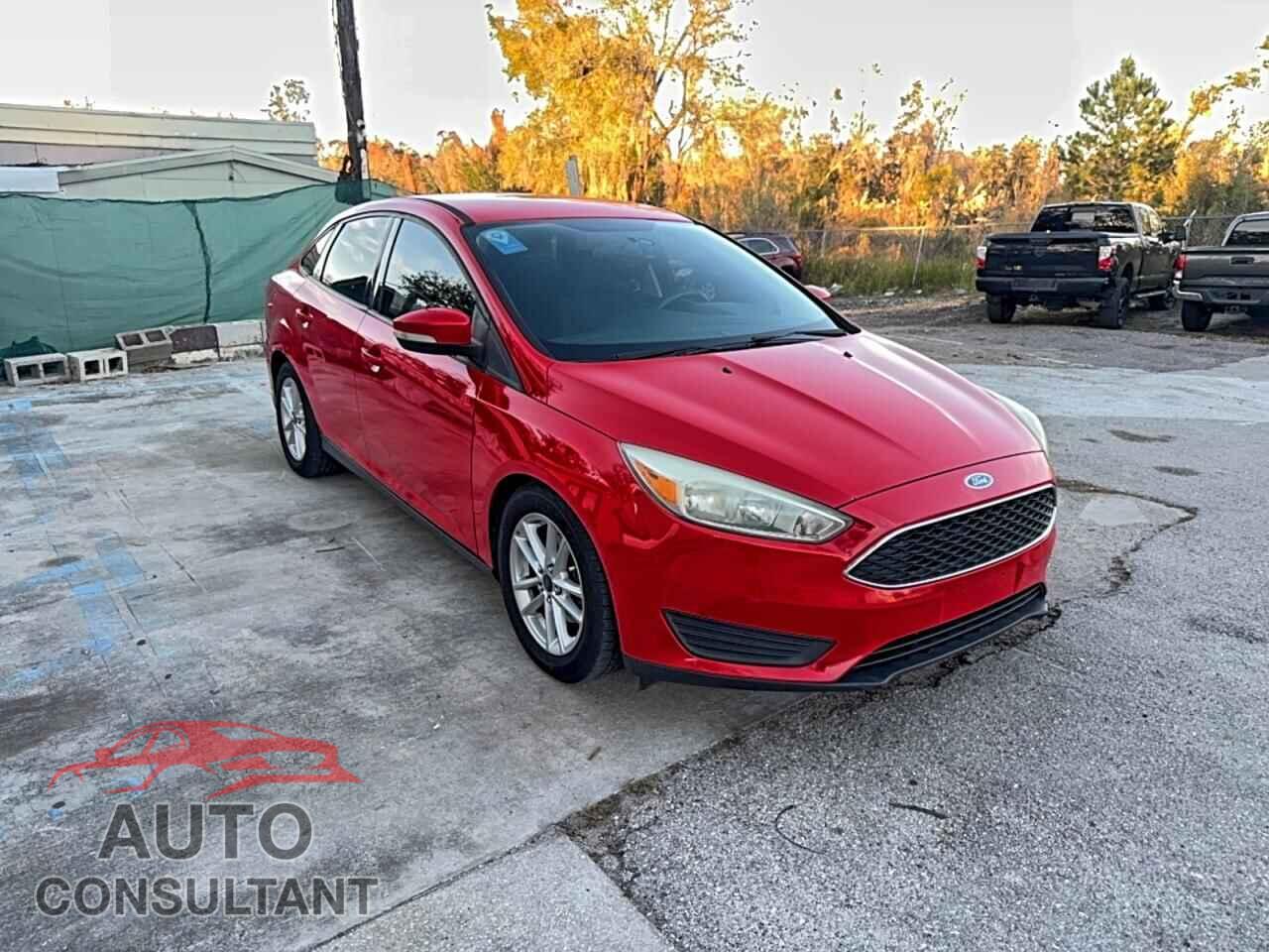 FORD FOCUS 2015 - 1FADP3F20FL317040