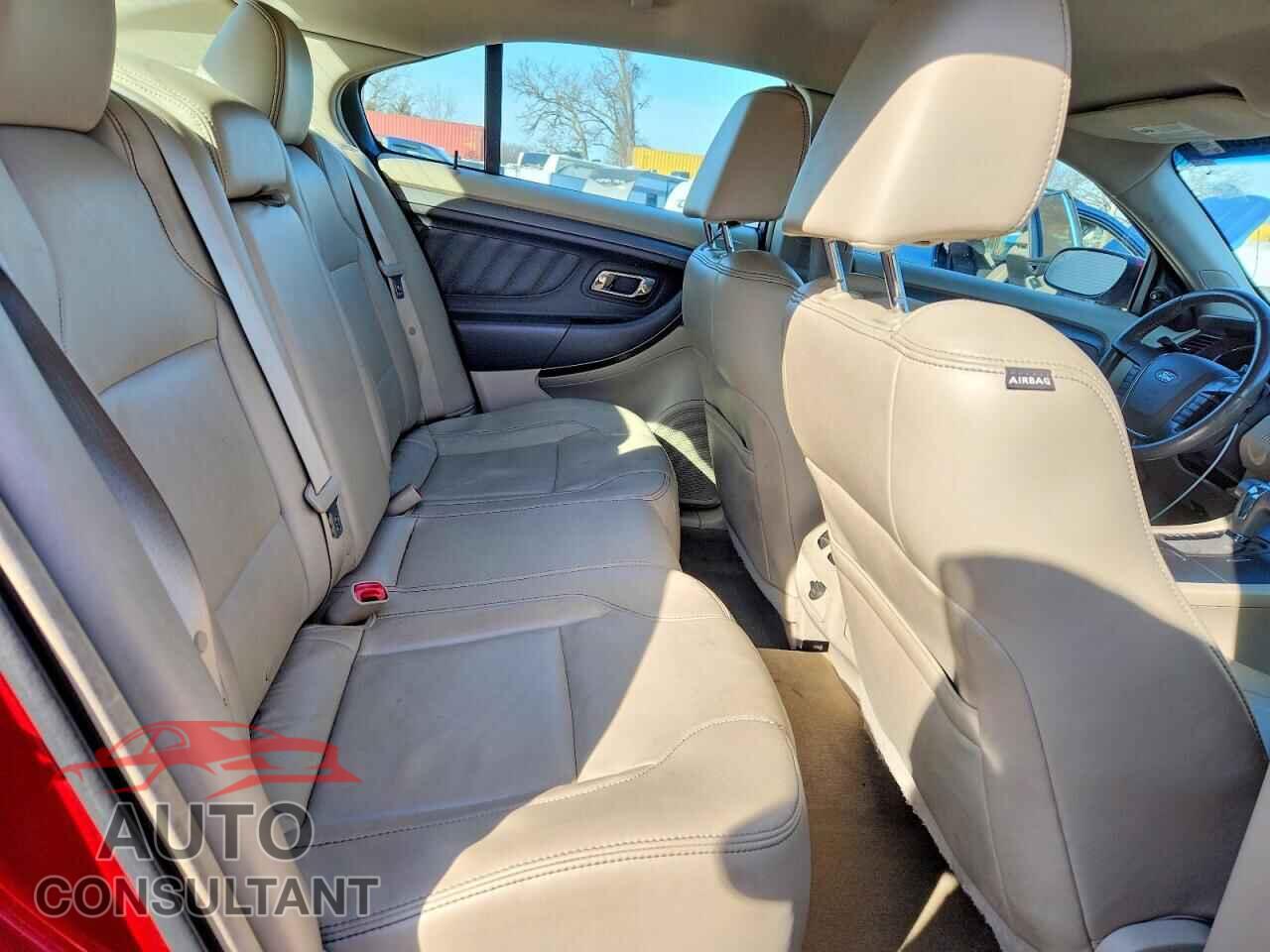 FORD TAURUS 2011 - 1FAHP2EW8BG169609