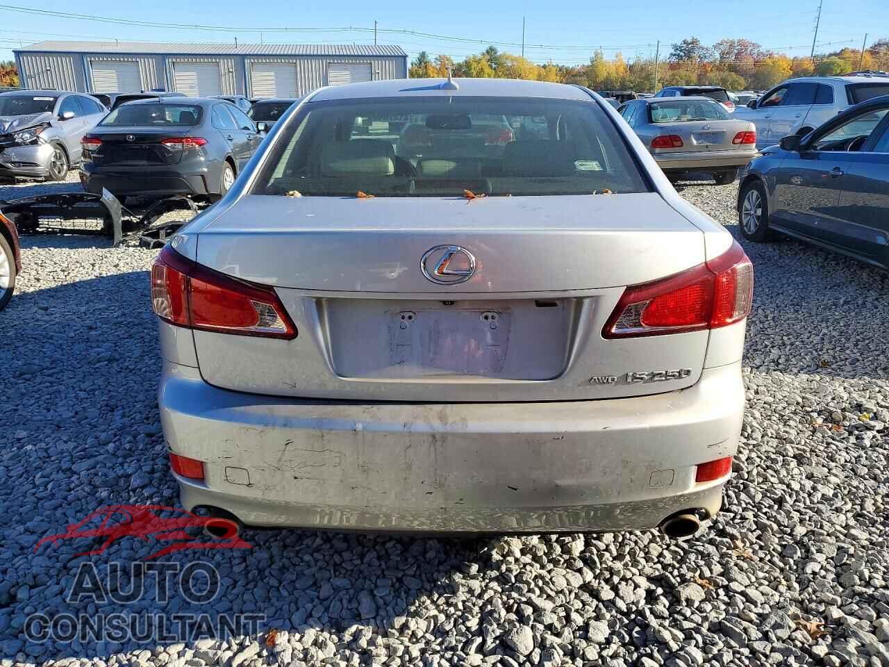 LEXUS IS 2012 - JTHCF5C23C5055702