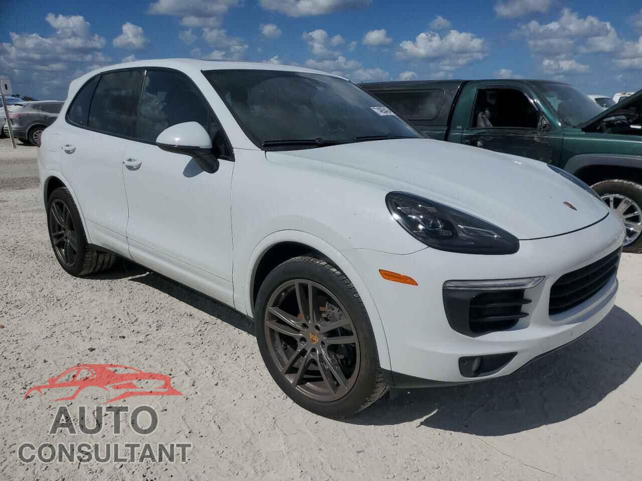 PORSCHE CAYENNE 2016 - WP1AA2A26GKA12356