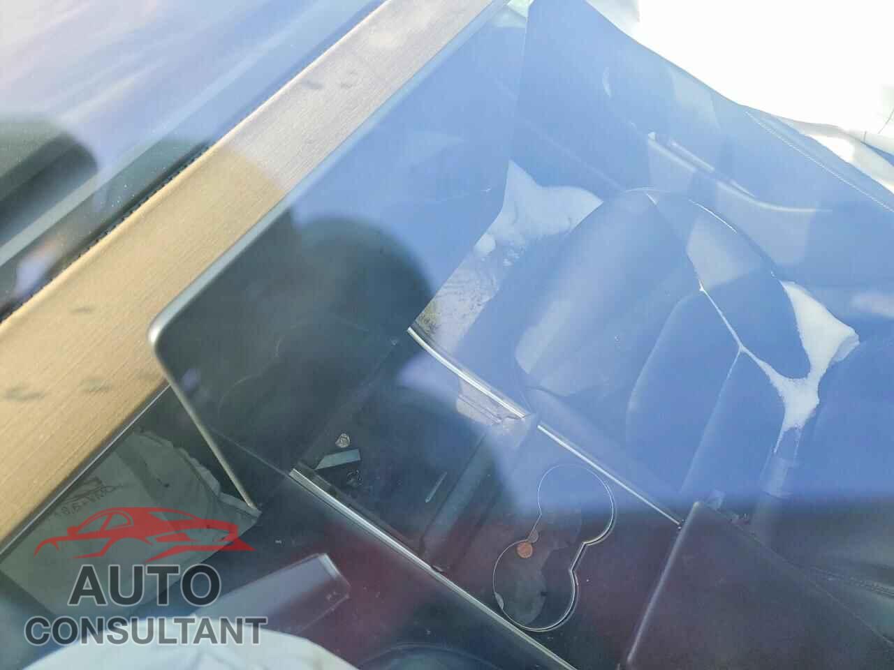 TESLA MODEL 3 2018 - 5YJ3E1EA4JF037223