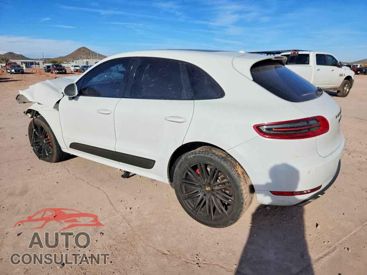PORSCHE MACAN 2015 - WP1AF2A51FLB94357