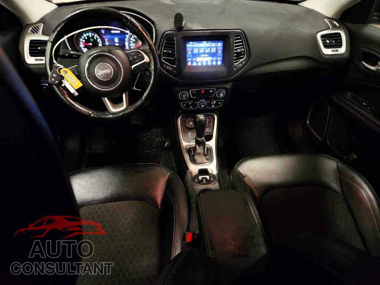 JEEP COMPASS 2018 - 3C4NJDBB9JT153277