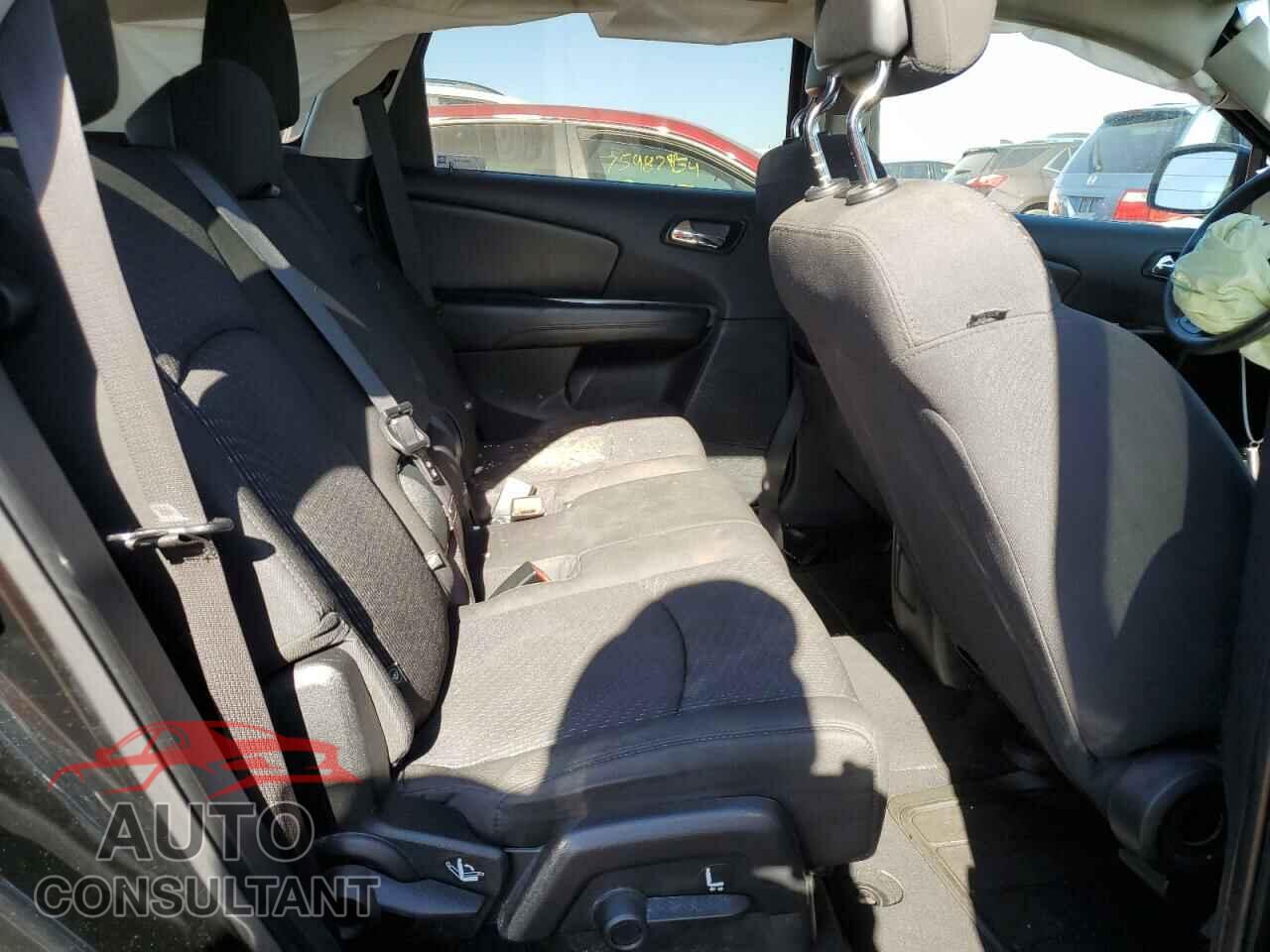 DODGE JOURNEY 2018 - 3C4PDCAB4JT531663