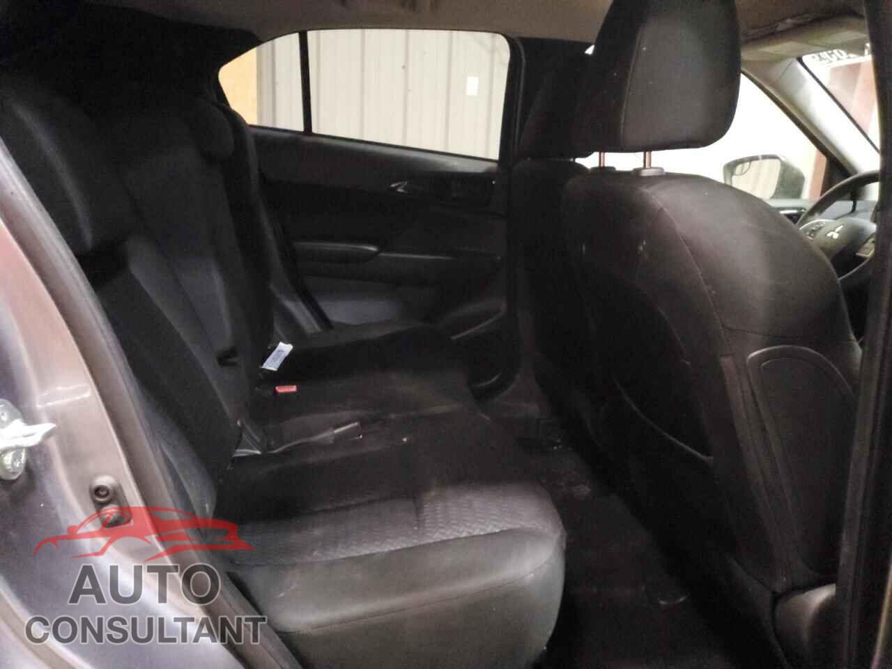 MITSUBISHI ECLIPSE 2019 - JA4AT3AA0KZ048112