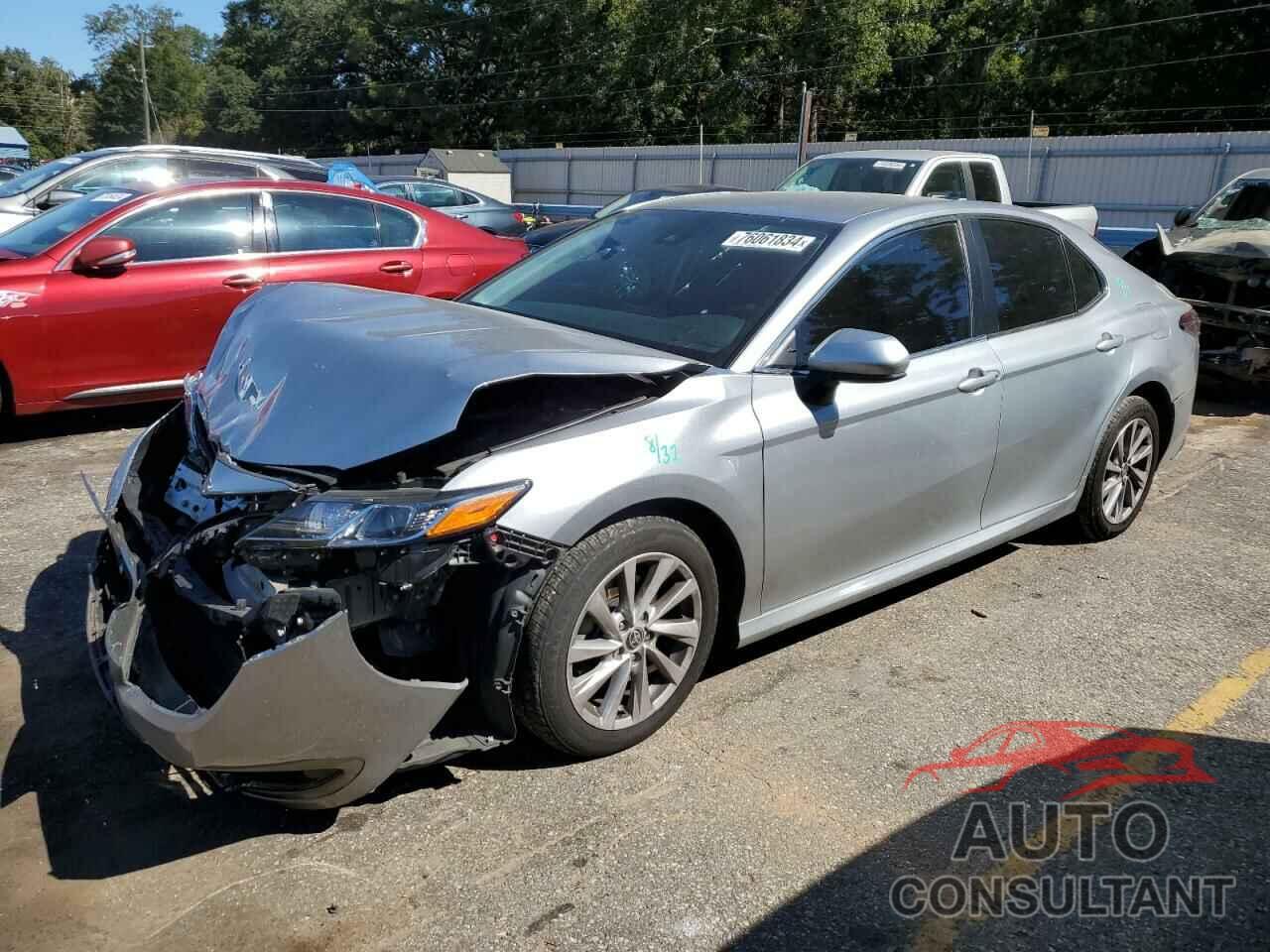 TOYOTA CAMRY 2022 - 4T1C11AK2NU663906