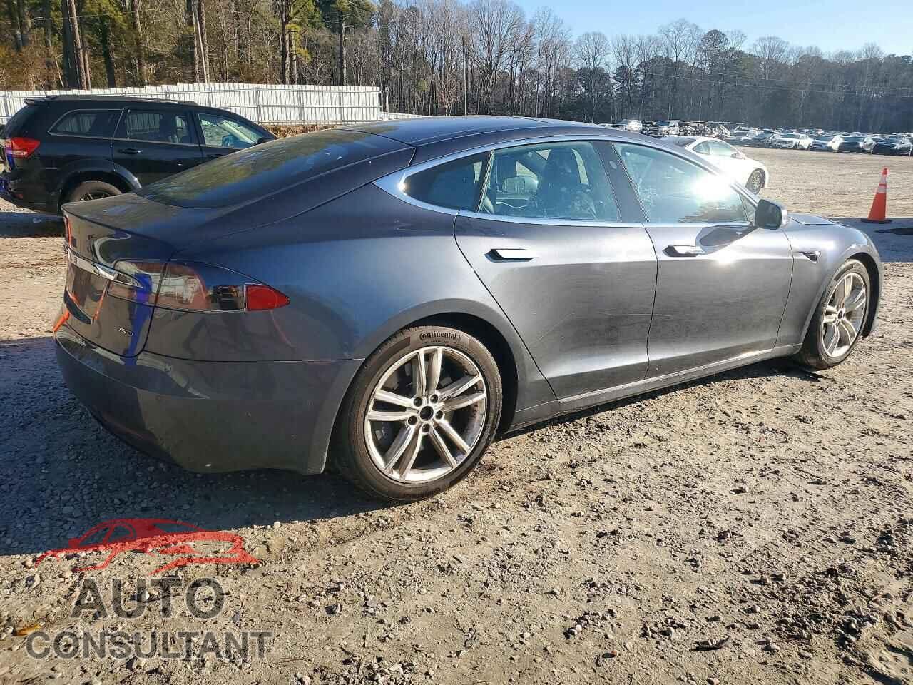 TESLA MODEL S 2017 - 5YJSA1E26HF199008